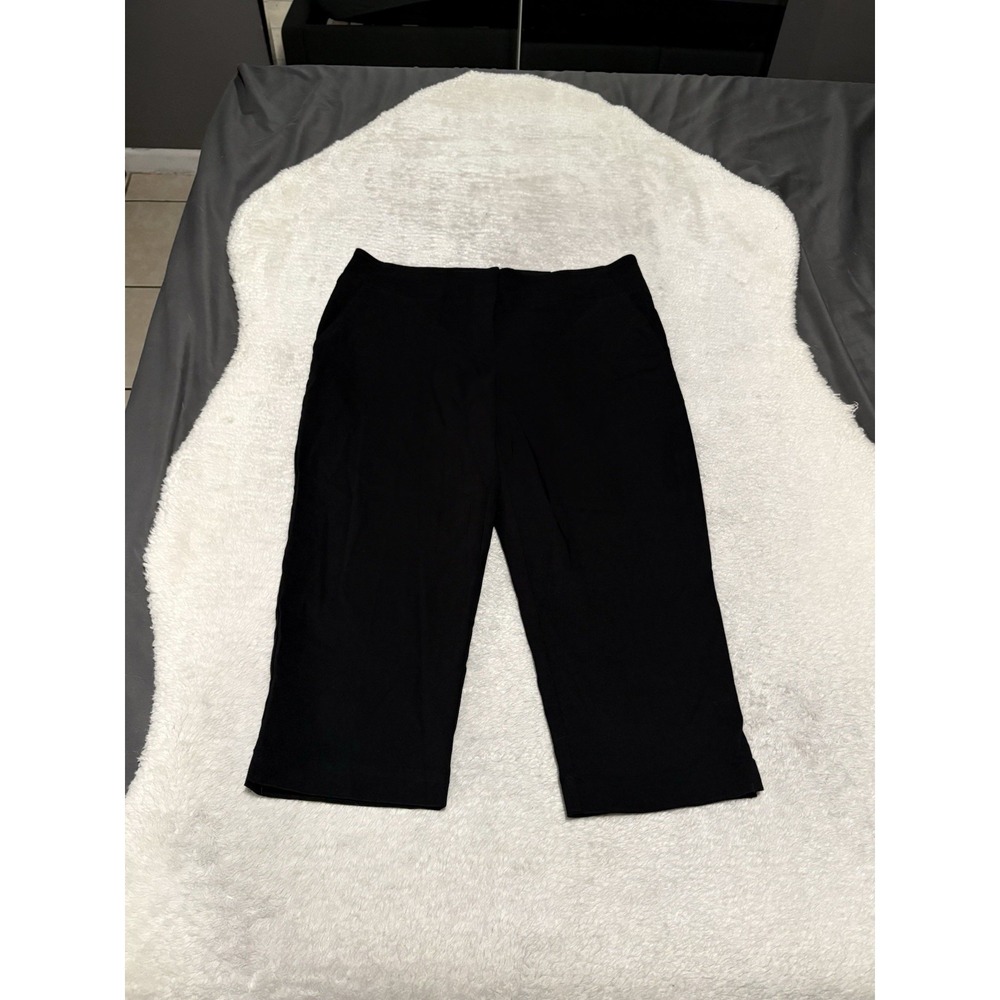 New Izod Golf Women's Black Capri Pants Size 10 Solid UPF 15 Wicking Stretch